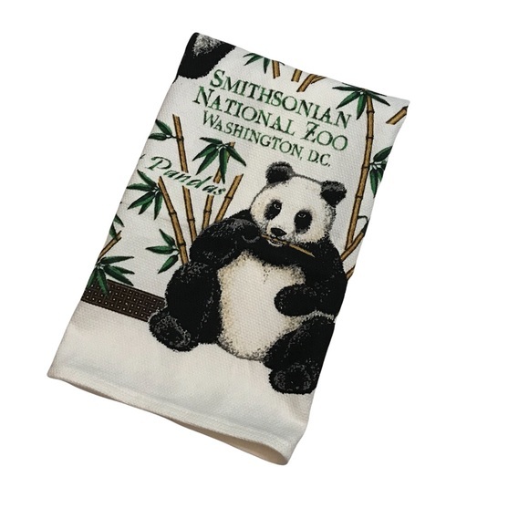 Smithsonian Nation Zoo Giant Panda Washington Dish Towel Animal Lover NEW - Picture 1 of 7